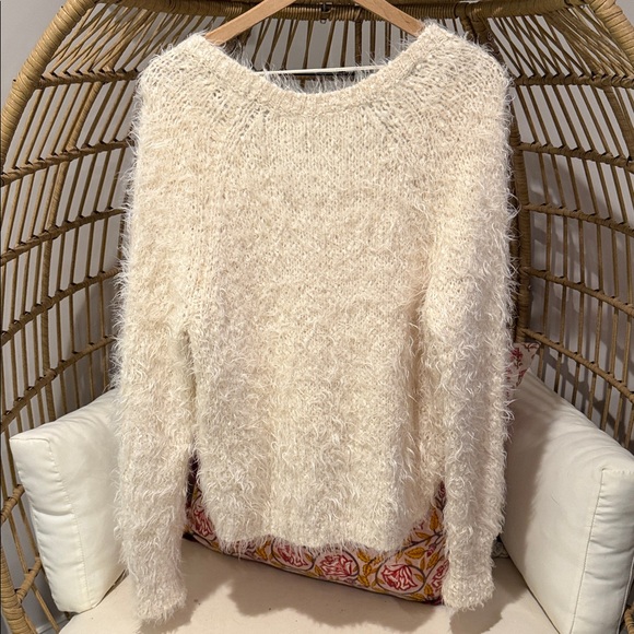Anthropologie Knitted & Knotted Snowfrost Boucle Fuzzy Sweater - Picture 2 of 4
